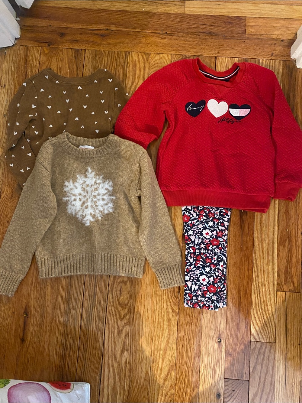Red Heart Appliqué Quilted Sweatshirt with Floral Leggings 3T